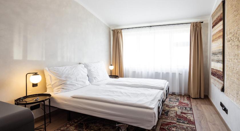 Image of Triple Suite 4