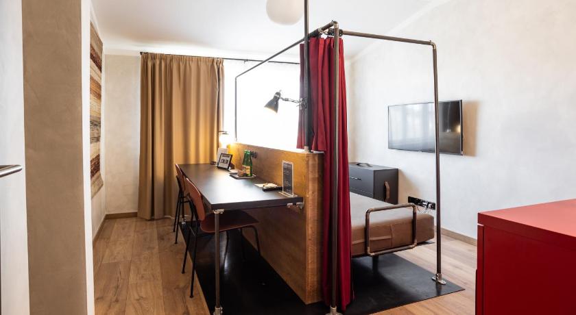 Image of Triple Suite 5