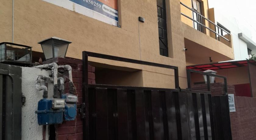 Hotel Royal Rose – Lahore, WI