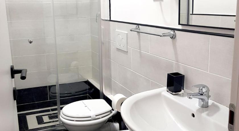 Image of Deluxe Double Room 2