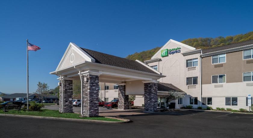 Holiday Inn Express - Charleston/Kanawha City photo