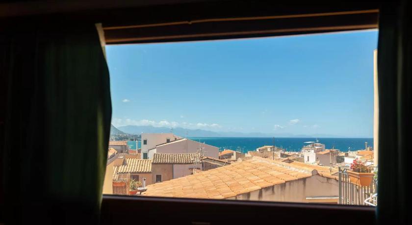 Duomo Apartments Cefalu photo