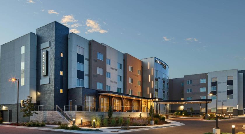 Courtyard by Marriott Denver Aurora