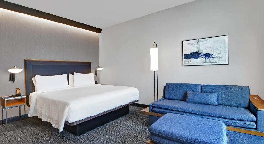 Courtyard by Marriott Hamilton — Hotel in Hamilton (NJ)