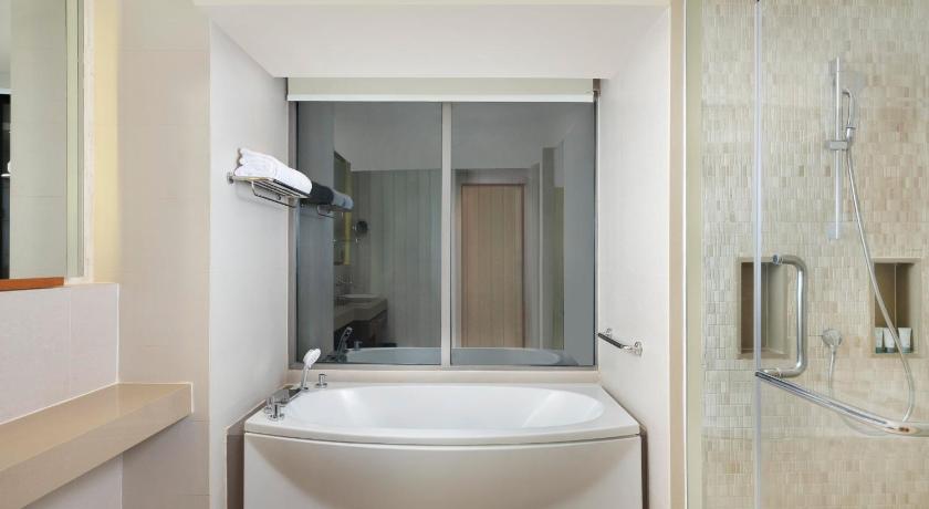 Luxury, Oceanfront view, 1 Bedroom Larger Suite, 1 King, Sofa bed (Luxury, Oceanfront View, 1 Bedroom Larger Suite, 1 King, Sofa Bed)の画像 6