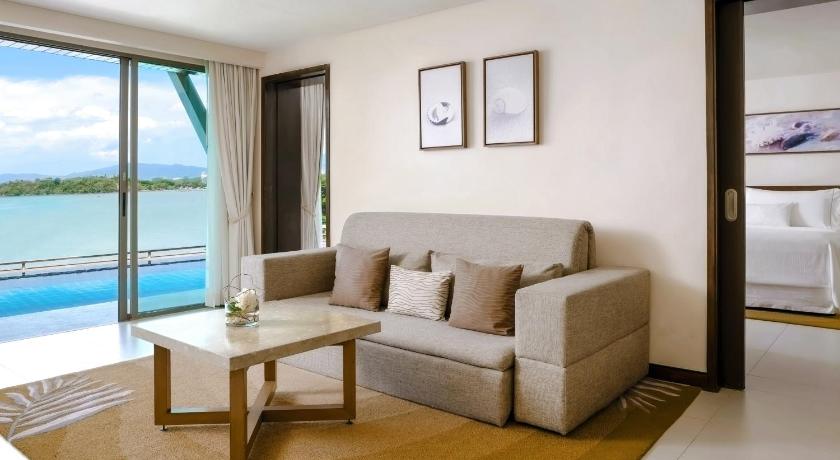 Oceanfront view, 1 Bedroom Suite, 1 King, Pool access (Oceanfront View, 1 Bedroom Suite, 1 King, Pool Access)の画像 5