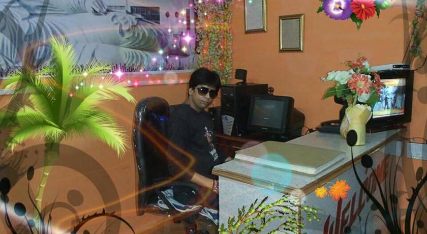 Maa Vaishno Guest House photo