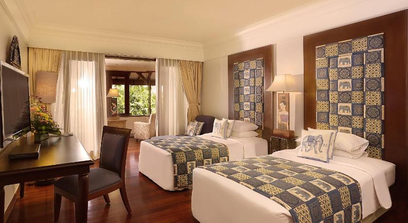 Image of Special Offer - Luxury Two Bedroom Residence with Pool View & Free Return Airport Transfers and One-Time Afternoon Tea 4