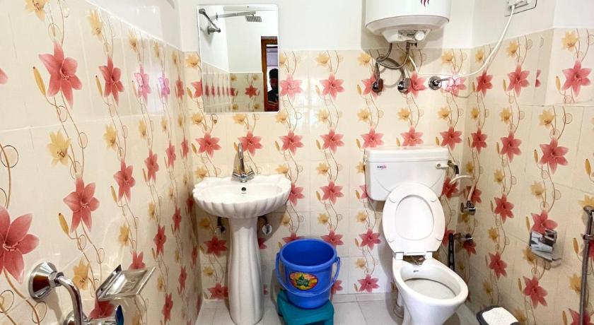 Kolahoi Heights Guest House photo