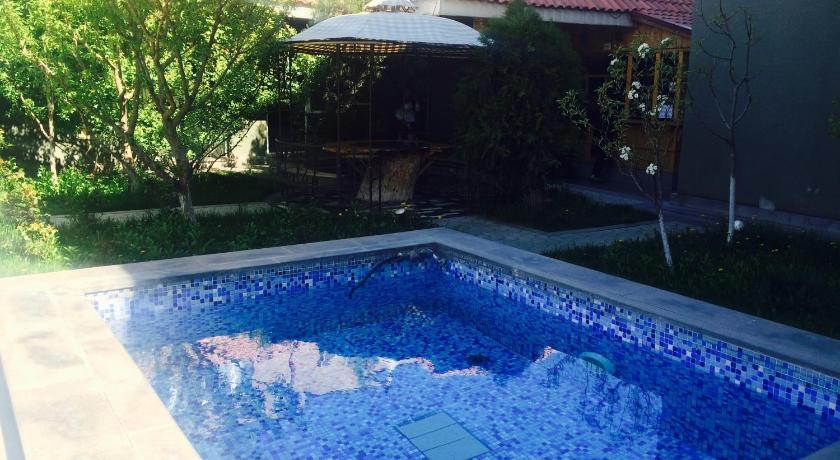 Argavand Hotel & Restaurant Complex photo