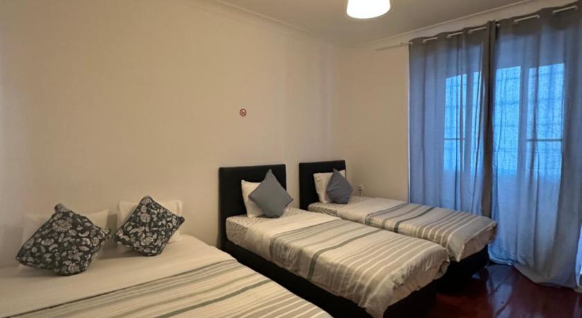 Lisbon SHANGRI-LA HOSTEL ANJOS 2-Star Hotel restaurant