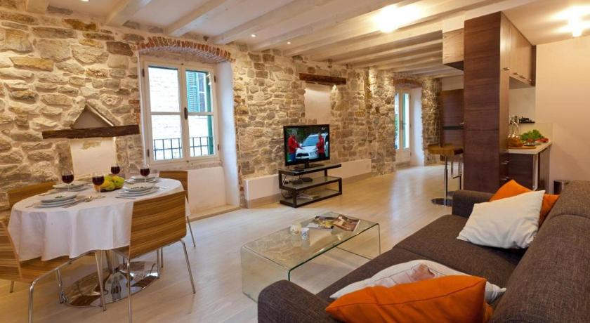 Luxury San Giovanni Apartment 2 — Hotel in Split