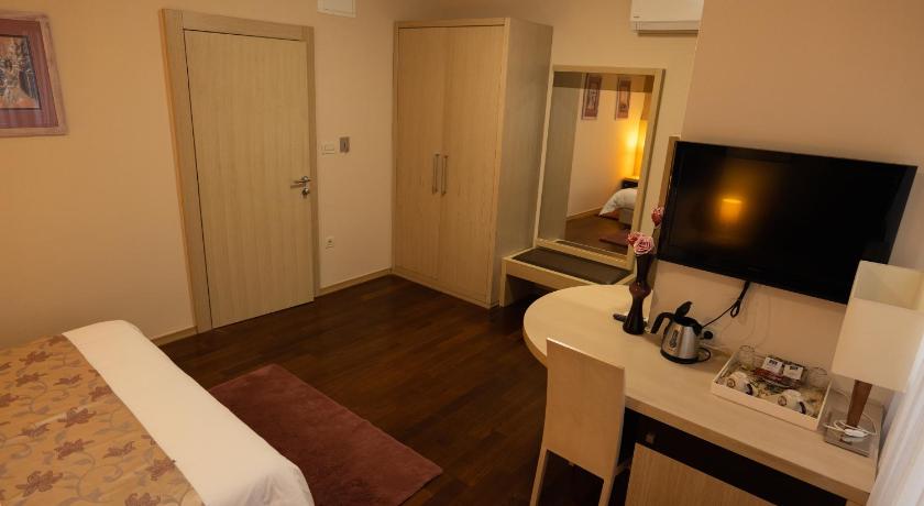 Scallop Rooms self check-in photo