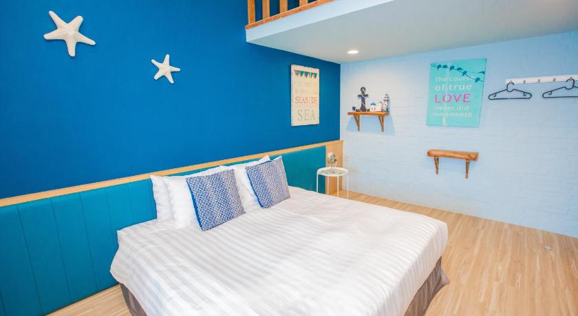 Image of Deluxe Double Room with Balcony and Sea View 5