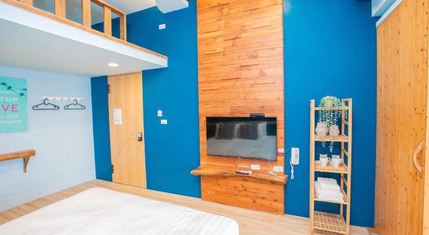 Image of Deluxe Double Room with Balcony and Sea View 3