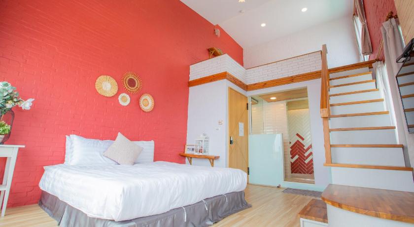 Image of Quadruple Room with Sea View 0
