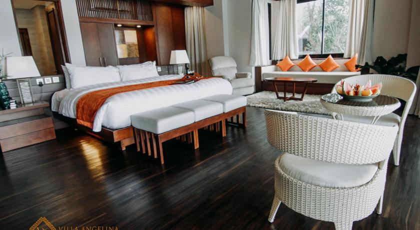 Image of Superior Triple Room with Sea View 0