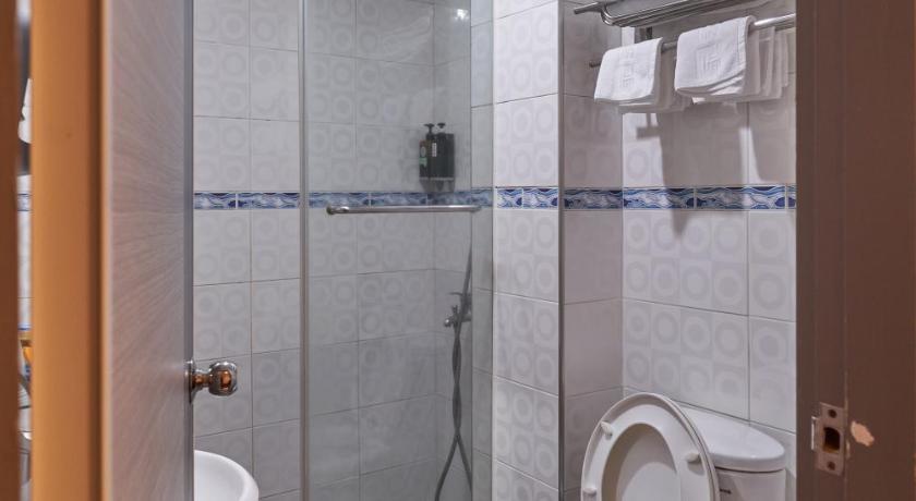 Image of Standard Quadruple Room 5