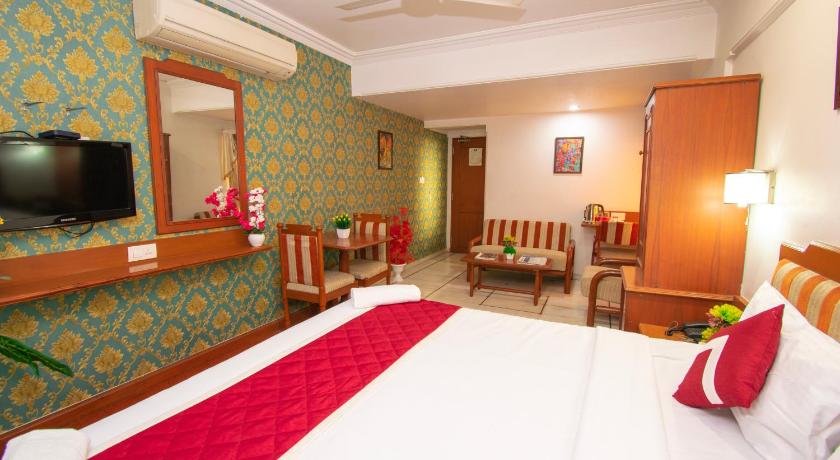 Aditi Vadodara by WB Hotels photo