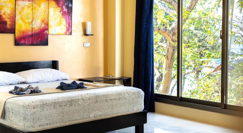 Foto Suite King dengan Pemandangan Laut (King Suite with Sea View) 0
