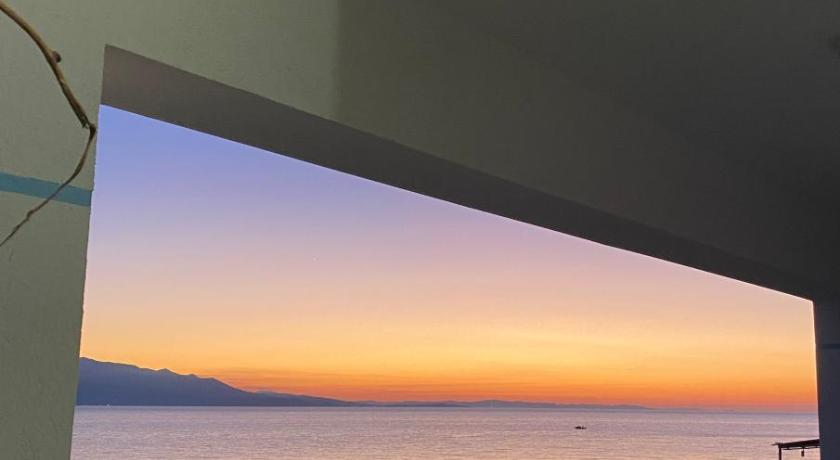 Fabeno Villa photo