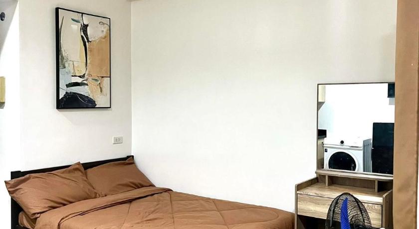 Image of One-Bedroom Apartment 7