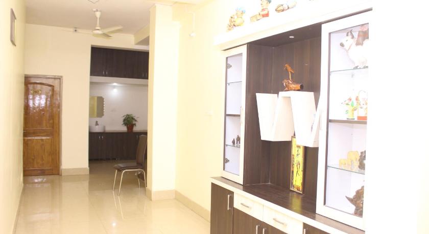 CHETAN INN HOTEL photo