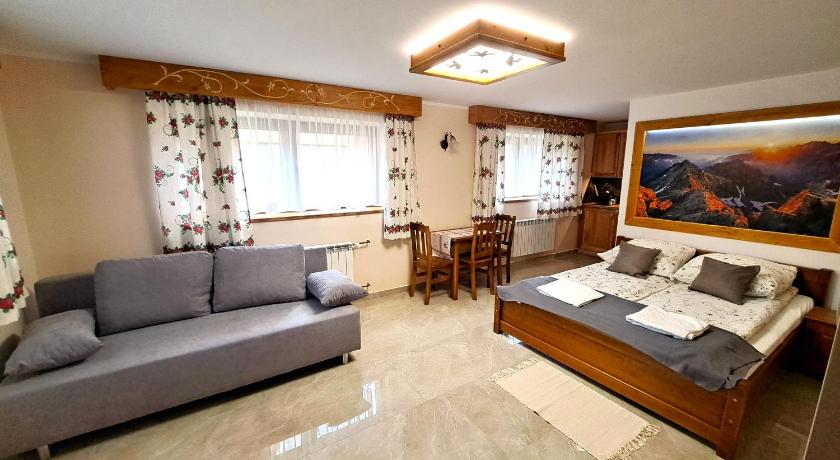 波罗宁 Pokoje Goscinne Pod Losiowkami 4星级 民宿 客房