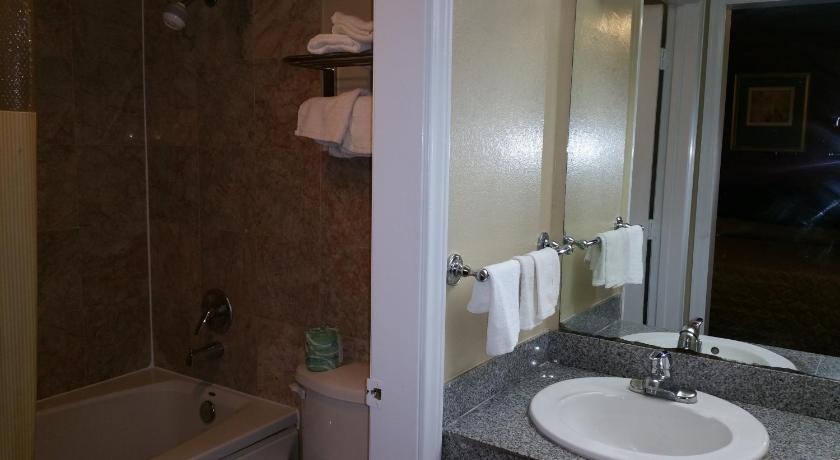 Executive Inn and Suites Waxahachie