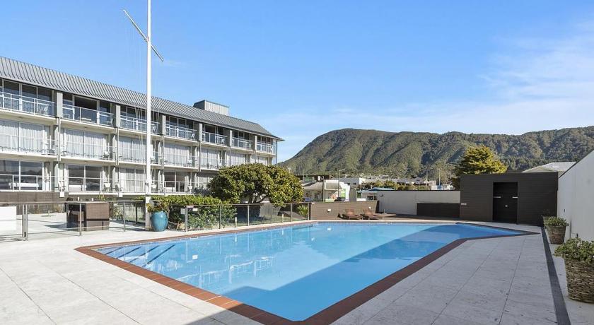 Picton Waterfront Apartments photo