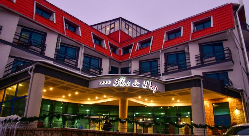 Hotel Ski&Sky photo