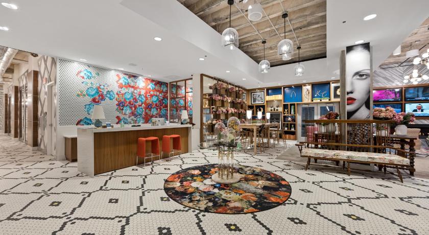Insta-Worthy Oasis steps from Nightlife with Amazing Amenities 305 — Hotel in Kansas City (MO)
