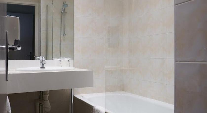 Image of Standard Double Room 3