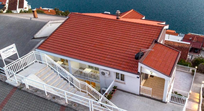 Apartments Njavro Neum — Hotel in Neum
