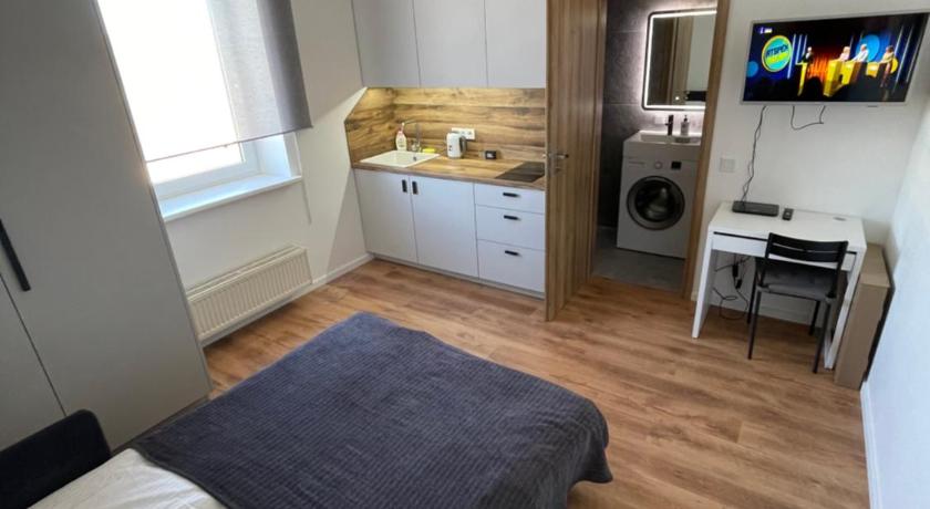 29 Airport Apartment