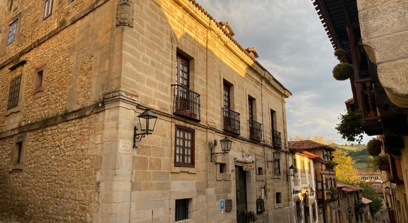 Hotel Altamira photo