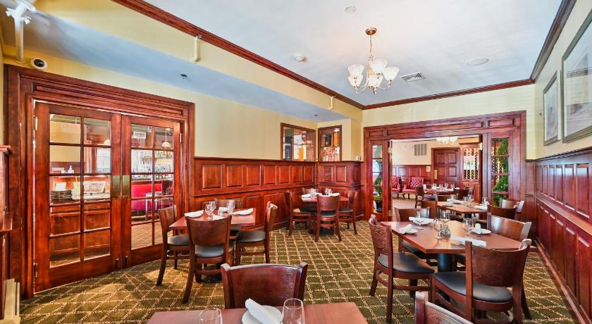 Tom Quick Inn photo