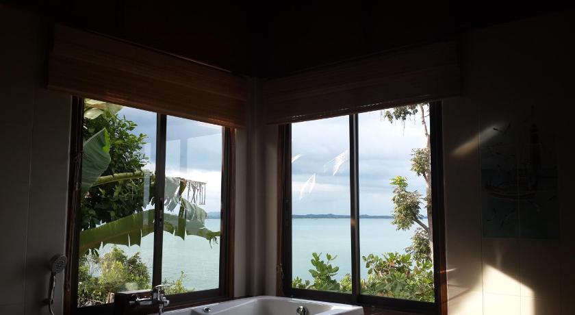 Bild von: Deluxe Bungalow mit Meerblick (Ecke) (Deluxe Bungalow with Sea View (corner)) 6