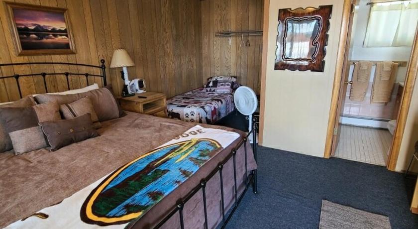 글렌날렌 (AK) Tolsona Lake Lodge 3성급 숙소 스위트룸