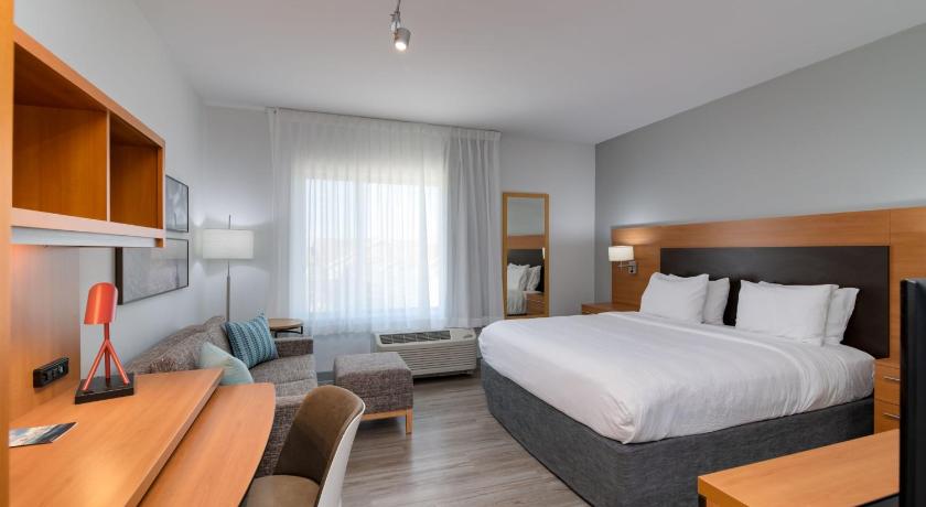 TownePlace Suites Dallas McKinney photo