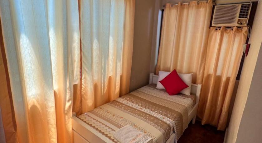 Golden Belle Apartelle & Suites - image 27
