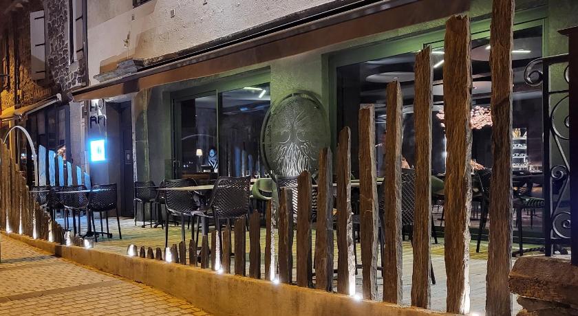 Logis Hotel Restaurant Gilles Moreau Laguiole — Hotel in Laguiole