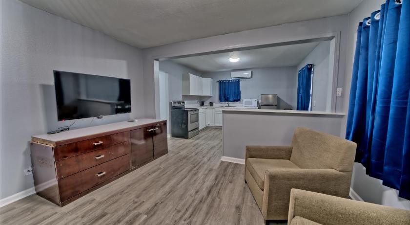 Image of One-Bedroom Apartment with Pool View 0