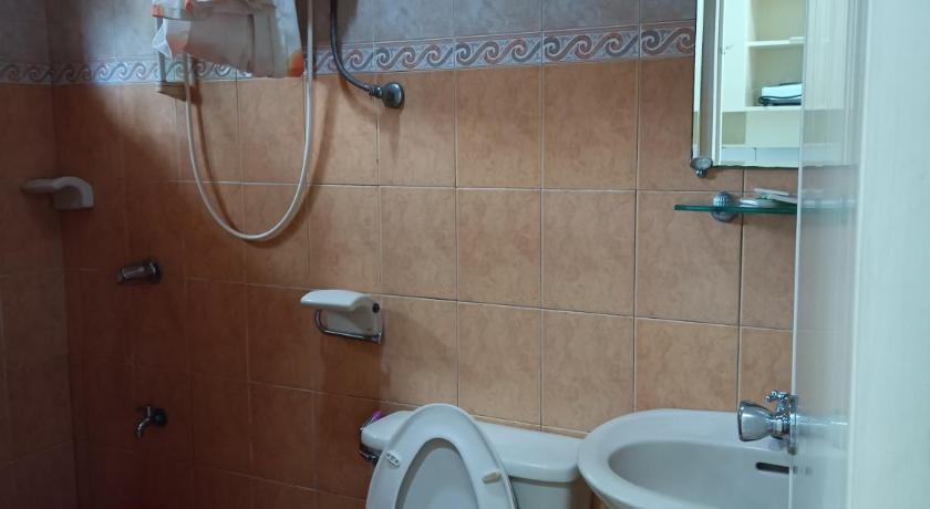 Golden Belle Apartelle & Suites - image 22