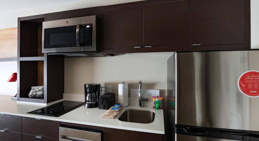 TownePlace Suites by Marriott San Antonio Northwest at The RIM photo