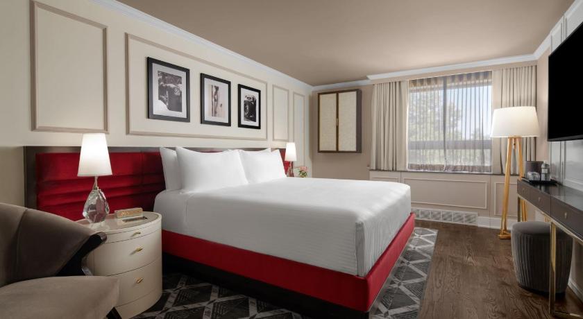 The Drake Oak Brook, Autograph Hotels photo