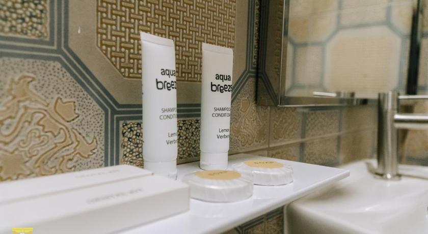 Image of Deluxe room double 8