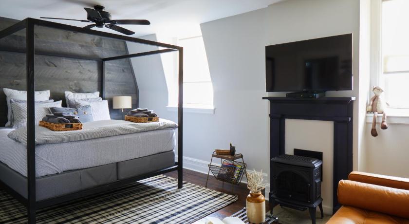 허드슨 (NY) Wm. Farmer and Sons 3성급 숙소 스위트룸