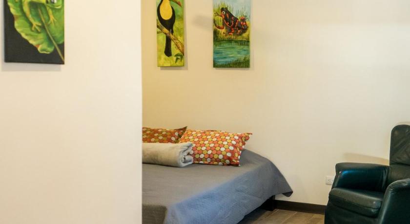 Image of Standard Queen Room 11