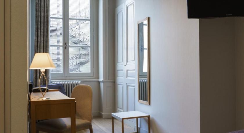 Image of Standard Double Room 4
